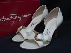 ■美品■ Salvatore Ferragamo フェラガモ ガンチーニ レザー ヒール パンプス 表記サイズ 5 (約22.0cm) ホワイト系 DJ0815