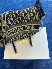 百貨店 正規品 Dior(ディオール) オブリーク キャンプバック :)のサムネイル