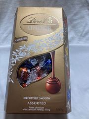 コストコ リンツ リンドール アソート チョコレート ６００G  箱入り未開封 訳あり