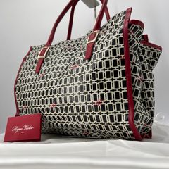 【美品】BURBERRY リュック ノバチェック シャドーホース チャーム付 黒 BURBERRY バーバリー ノバ チェック シャドーホース ミニ