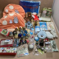★ スタジオジブリ キャラクターグッズ 大量 52点 まとめ商品 ブランケット、 ハンカチ、 トランプ、 フィギュア、 マスコットキーホルダー など 2.75kg