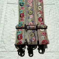 インド刺繍リボン　ショルダーストラップ　ショルダーベルト　スマホストラップ　ハンドメイド　＊No.28