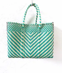 メキシコメルカドバッグXXS／ミント×クリーム×ブラックV編み