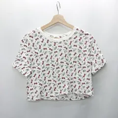 ◇ ⊂ NIKE ナイキ イラスト ロゴ 総柄 半袖 ショート丈Tシャツ サイズS ホワイト レディース E  【1409240012627】