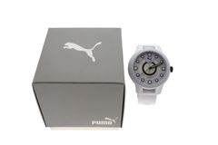 【美品】PUMA（プーマ）腕時計　ユニセックス　ラバーベルト　箱付き