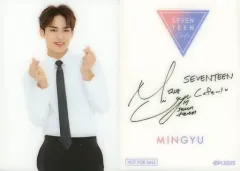 【中古】コレクションカード(男性) SEVENTEEN/MINGYU(ミンギュ)/衣装黒・白・裏面白・印刷サイン入り/「SEVENTEEN CAFE 2019」表参道・心斎橋・名古屋会場限定 事前予約特典オリジナルカード