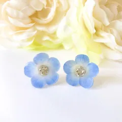 ネモフィラ　ピアス