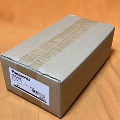 ラット型インナーコンセント角II型 パナソニック NE32609 アルミプレートボックス