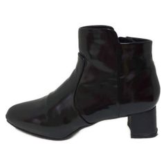 Item thumbnail for item fe30e42c-39bf-41ac-a8e1-d5a8be079971