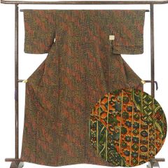小紋 身丈165cm 裄63cm 前幅22cm 後幅30cm 袖丈48cm 袖幅32.5cm レディース 袷 更紗 裄Mサイズ 秋冬春用 正絹（シルク）グリーン トールサイズ 未使用品 リメイク リユース リサイクル【呉服のきくや】
