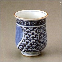 瀬戸焼 椿窯 故宮の春 組湯呑 椿 銅版転写 染付 磁器 - メルカリ