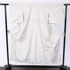 本場大島紬 白大島 伝統工芸品 花唐草 正絹 躾糸付き HKT071 - メルカリ