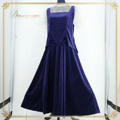 フラダンス 衣装 ツーピース ブルー系 フラ ダンス 紺 白 花 レース ベロア 光沢 華やか 高級感 トップス スカート ハワイアン アロハ 上品 セットアップ 上下セット ホワイト系