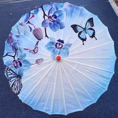 ☆ 青色×胡蝶蘭 ☆ 和傘 撮影用 和風 mmju9a 和傘 撮影用 和風 直径84cm 和柄 舞踊傘 唐傘 踊り傘 番傘 紙傘 長傘 和装 和 鮮やか コスプレ 写真 撮影 写真撮影 装飾 飾り こども 子ども 子供 レディース 演出 出かけ インテリア