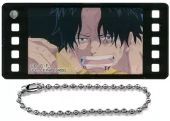 【中古】キーホルダー ポートガス・D・エース ワンピースヒストリーアクリルチャーム 「一番くじ ワンピース TVアニメ25周年 ～海賊王への道～」 G賞