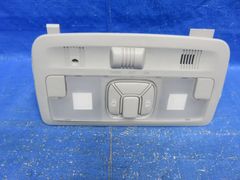 TOYOTA 100系ハイエース 純正ルームランプ 81240-26020-B1 - メルカリ