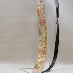 一点物 ハンドメイド 国内生産　着物の帯ギターストラップ（花柄その2)