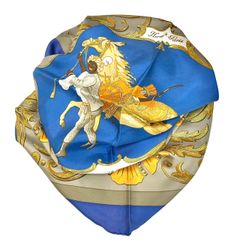 【美品⭐️ HERMÈS エルメス】 春夏のコーデに欲しい一枚     シルクスカーフ  《馬と飾り罫》 ベージュ+ブルー×オレンジゴールド　 正規製品表示タグあり