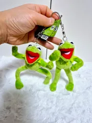 綺麗めカーミットぬいぐるみキーホルダーディズニーマペットセサミ