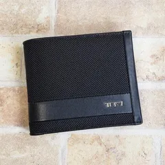 2025年最新】TUMI 二つ折り財布の人気アイテム - メルカリ