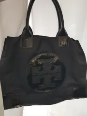 Tory Burch(トリーバーチ) ブラック ロゴ トートバッグ おむつポーチ ボブサンバッグ