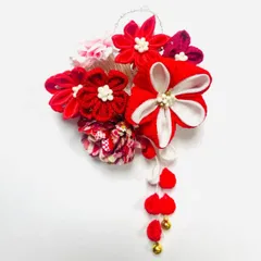 ME-A-26【新品】成人式 振袖 髪飾り 花　振袖用　つまみ細工  リボン コーム ヘアアクセサリー コサージュ 鈴 和装 アクセサリー  赤 ピンク 桃色  / 前撮り 七五三 753 浴衣 袴 入学式 卒業式 結婚式 ブライダル 披露宴 和風 洋風