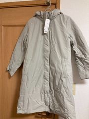 ユニクロ　新品　ハイブリッドダウンコート　Mサイズ　コート　アウター　ナチュラル