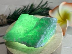 癒しと心身の解放✿*:・ グリーンアベンチュリン　原石　ラフストーン