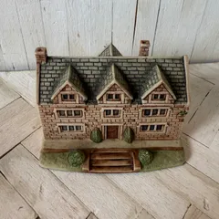 Heritage Viljage Collection 陶器のミニチュアハウス