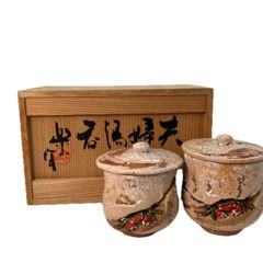 319) 楽山焼 蟹 夫婦湯呑み - メルカリ