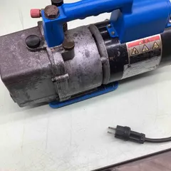 SPX ROBINAIR ロビネア真空ポンプ Vacu Master ◇ロビネア(ROBINAIR) 真空ポンプ Robbiblack15010【川口店】 節約