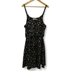 オリーブデオリーブ　ひざ丈ワンピース　ノースリーブ　フリーサイズ　黒　ブラック　花柄