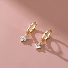 高碳ダイヤ きらめき 四つ葉クローバー デイリー S925銀 18KGP ピアス 