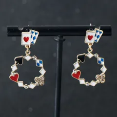 トランプ サークル ピアス ハート クローバー ダイヤ スペード 丸型 丸 円 カード ギフト お揃い 贈り物 贈りもの 新品