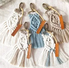 マクラメ 名入れ レザータグ キーホルダー ラッピング  ペアルック 北欧 韓国 雑貨 バッグチャーム 鞄 名札 プレゼント ヨガ  ギフト Macramé with Aimee