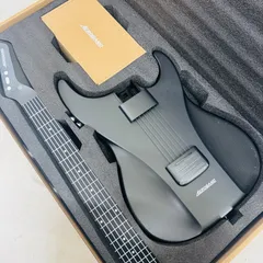 S【ほぼ未使用】AeroBand Guitar エアロバンドギター Smart Painless Guitar 弦付き 保管品のサムネイル