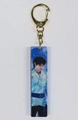 羽生結弦展 スティックキーホルダー - メルカリ