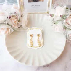 Leaf Gold Earrings UNICORN (ピアス)