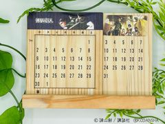 ★★新発売★★進撃の巨人 2023年 木製(国産材杉) 卓上カレンダー