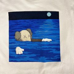 UNIQLOxKAWS プリントTシャツ サイズⅬ 07061605 01　シミ
