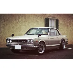 スカイライインGT-R　1971年日本グランプリレースポスター　６枚組　袋付き Amazon.co.jp: 絵画風 壁紙ポスター （はがせるシール式） 日産
