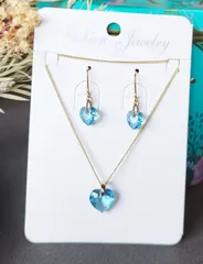 スワロフスキー ピアス、ネックレスセット