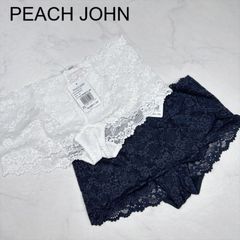 【新品タグ付き】PEACH JOHN　ピーチジョン　ショーツ　M　BLACK　WHITE　ランジェリー　下着　プレゼント　ギフト　レース　刺繍