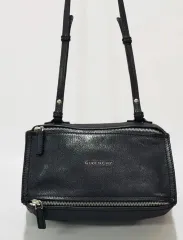 GIVENCHY パンドラバッグ 黒白 美品 正規店購入 Buy Givenchy Black/White Nylon Logo Pandora Crossbody Bag