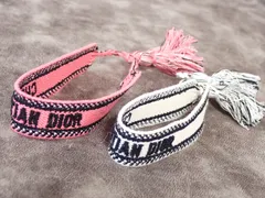 【美品】クリスチャンディオール／ミサンガ ブレスレット ピンク 2本セット 美品】クリスチャンディオール／ミサンガ ブレスレット ピンク 2