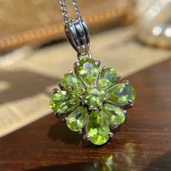 【買取店】K14WG ペリドット フラワー Flower 花 ネックレス※トップ　C467