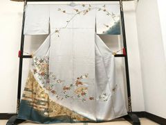 平和屋本店□極上 訪問着 駒刺繍 雪芝草花文 金彩 薄卵色地 三越扱い  