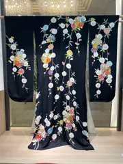 値下げ】 お値下げ!【アウトレット】85万 紅型振袖 正絹 松竹梅 未