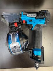 マキタ 50mm高圧釘打機 AN513HM