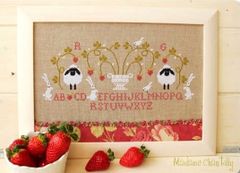 🟩⬜🟥 イタリア クロスステッチ 図案 チャート  👑Madame Chantilly  マダムシャンティ マダムシャンティー 🍓Fraises🍓◆いちご◆ 可愛い